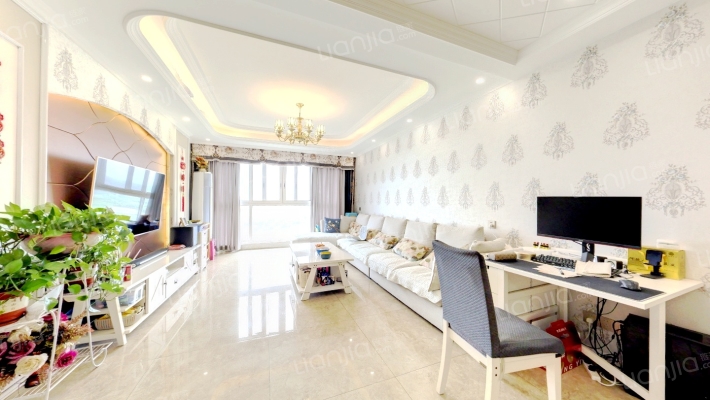 皇家名邸二手房实景图