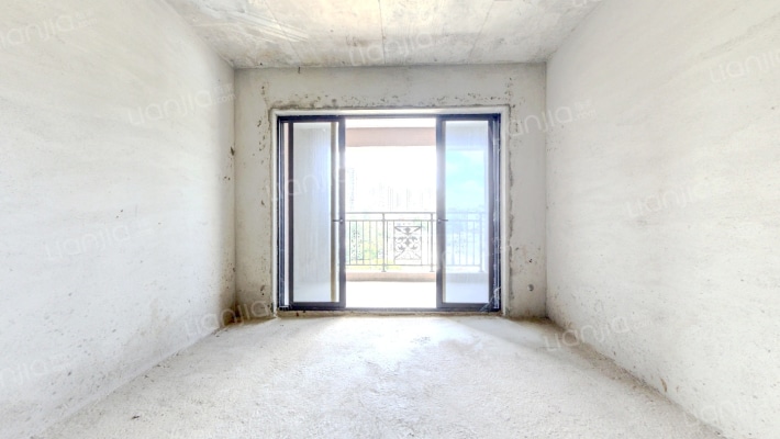 月堤湾畔二手房实景图