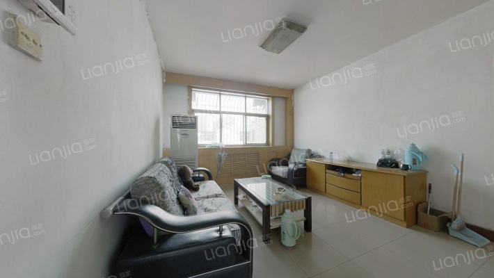 西航外招小区南区二手房实景图