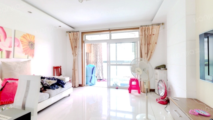 蓝天嘉苑二手房实景图