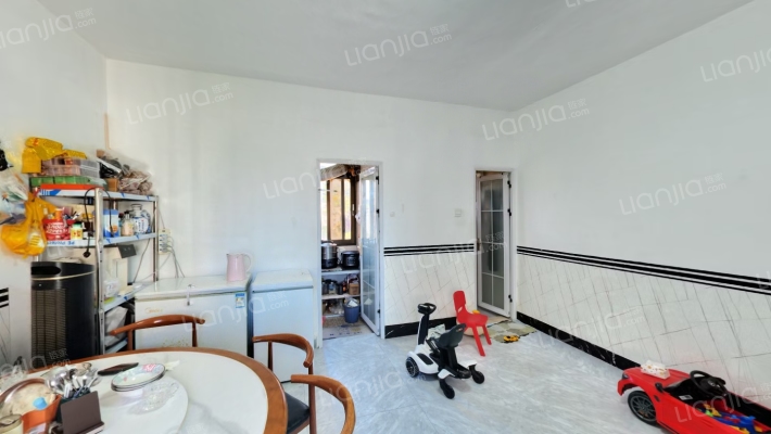 茶厂宿舍二手房实景图