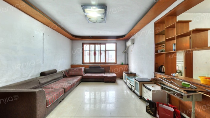 龙祥花苑二手房实景图