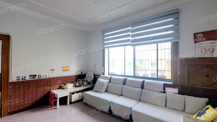 岳阳市一幼儿园家属区二手房实景图