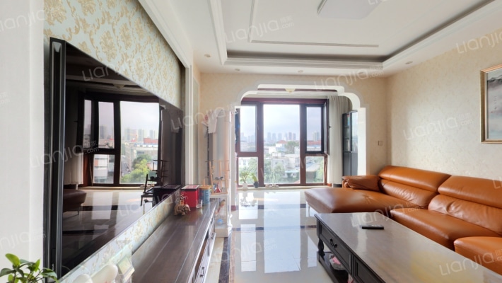 香周首府二手房实景图