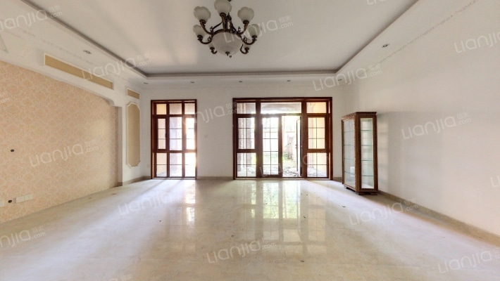 莱蒙水榭山二手房实景图