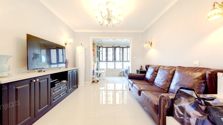 绿地滨湖国际城五区二手房实景图