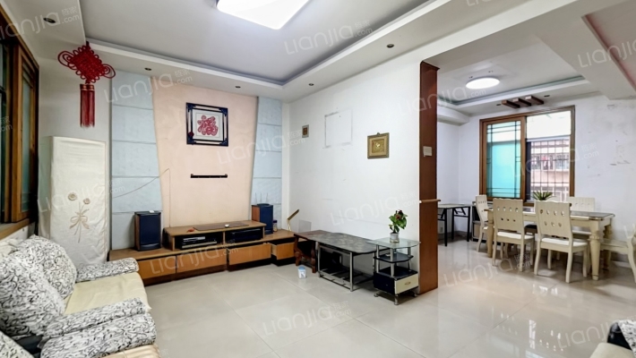 汇丰综合楼二手房实景图