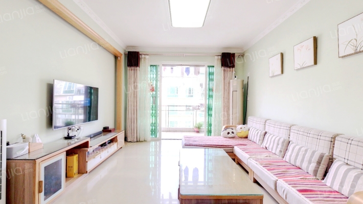 逸翠华庭一期二手房实景图