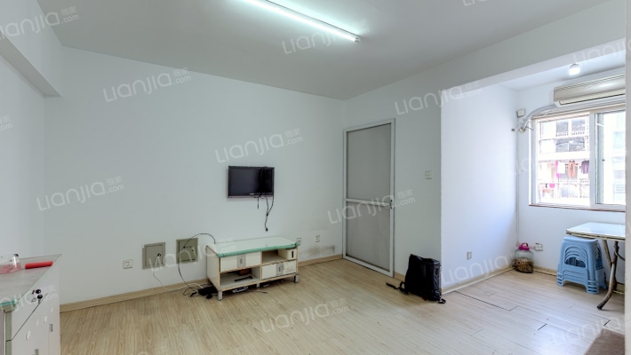 东江锦园二手房实景图