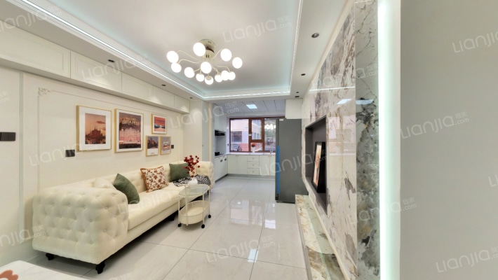 轻校住宅二手房实景图