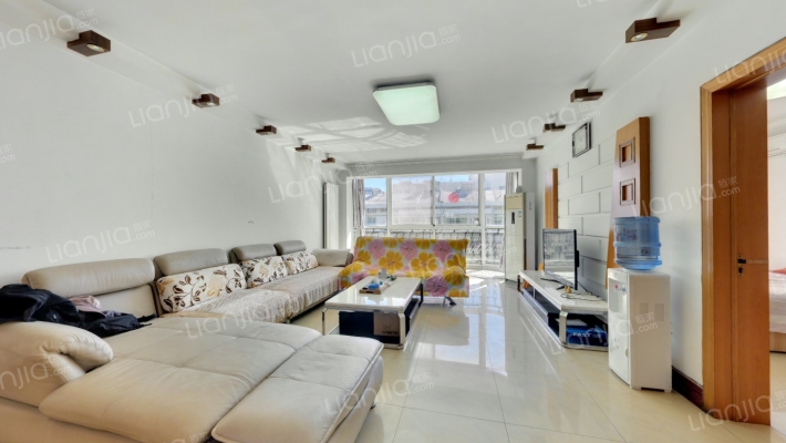 闻新园二手房实景图