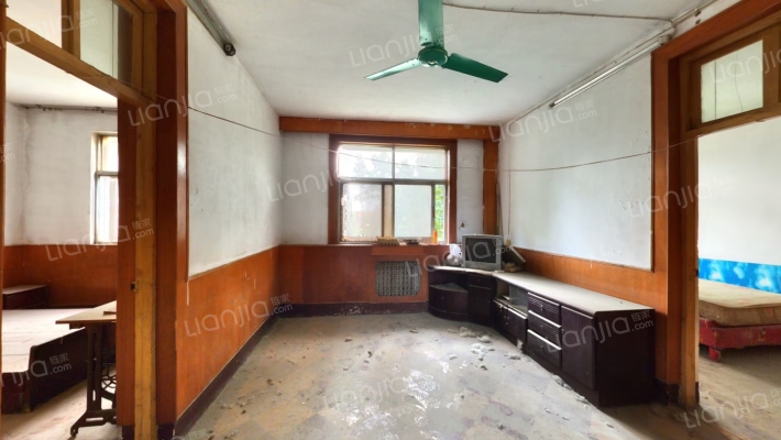 药厂小区二手房实景图