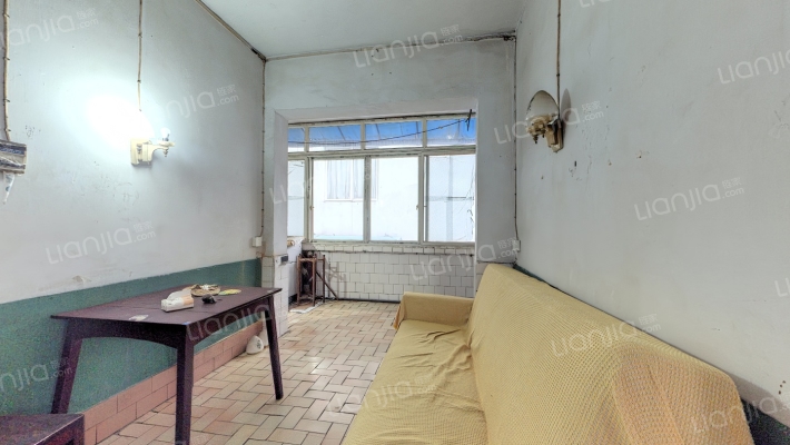 眉医四宿舍二手房实景图