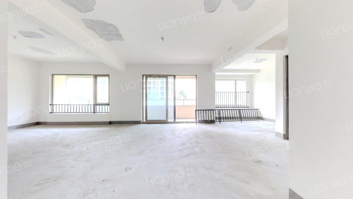 蓝都诚园二手房实景图