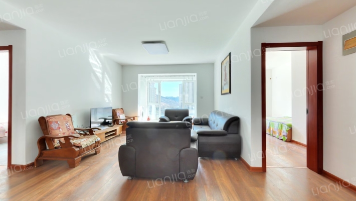 峰山怡景北区二手房实景图