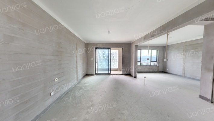 芳泽锦安里二手房实景图