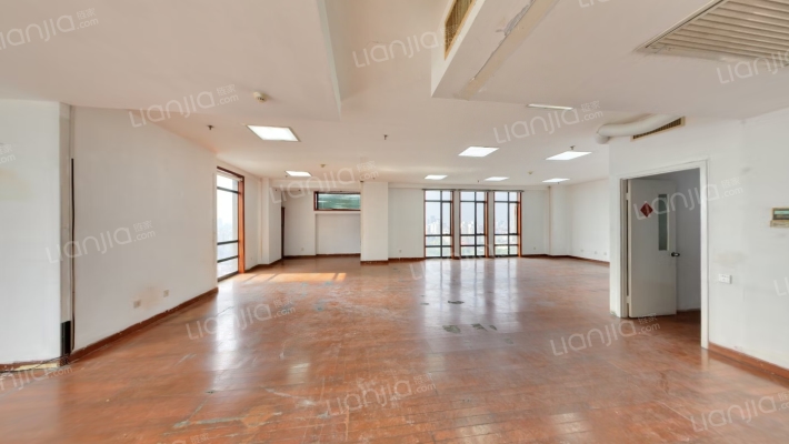 恒华大厦二手房实景图