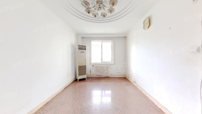 鸿华里二手房实景图