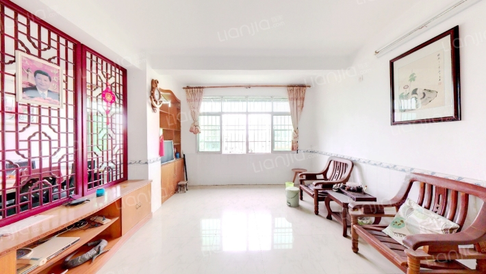 武警宿舍二手房实景图