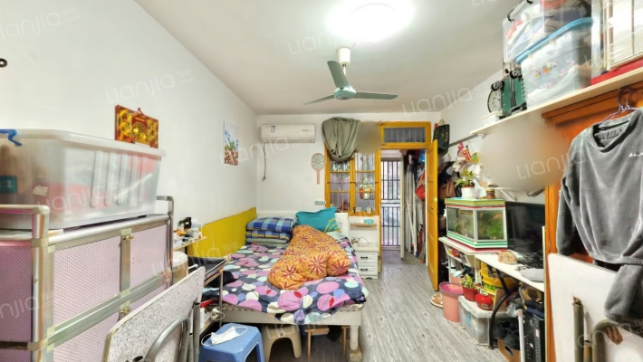 又一居二手房实景图