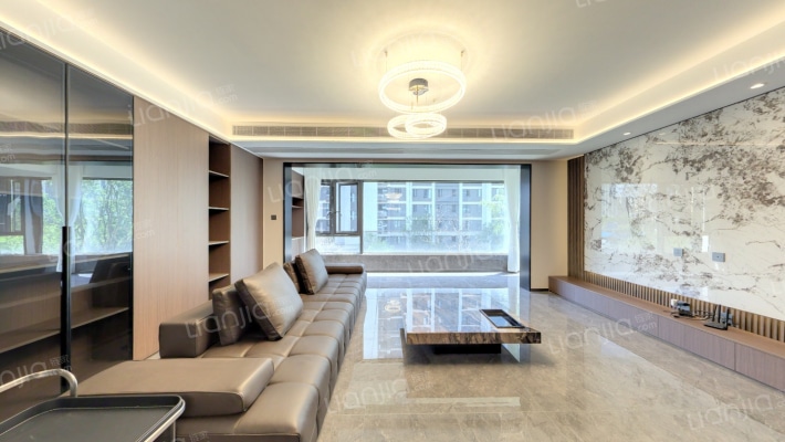 龙湖·天璞二手房实景图