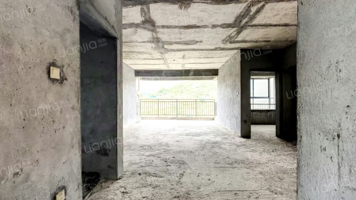 警苑公寓二手房实景图