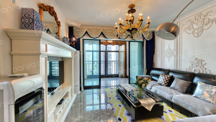 致岭假日花园二手房实景图