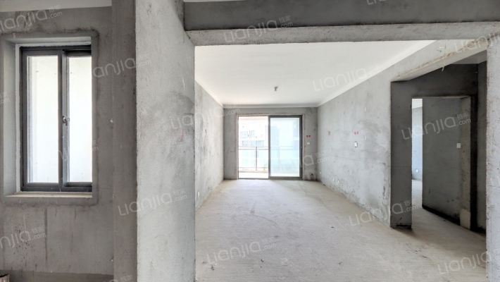 蓝惠首府二手房实景图