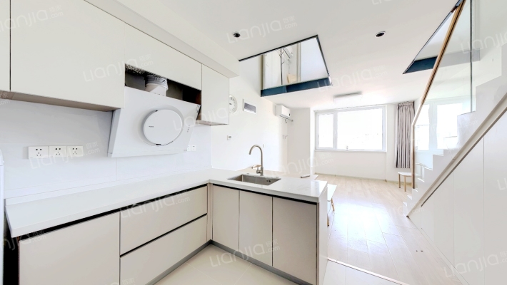 招商碧桂园依云四季二手房实景图