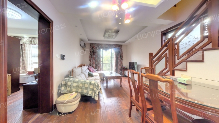 青城365宅院二手房实景图