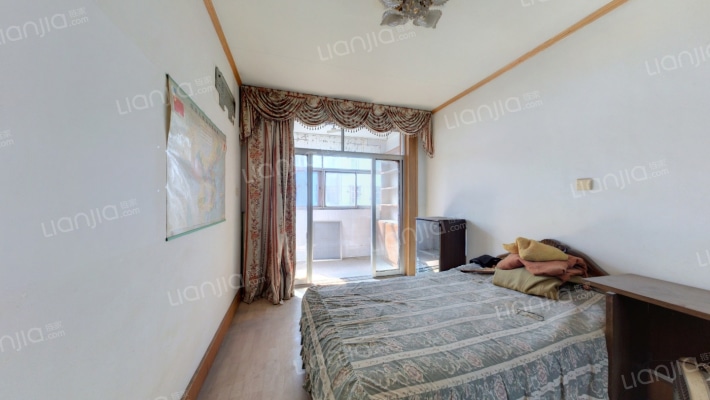 周洼新村二手房实景图