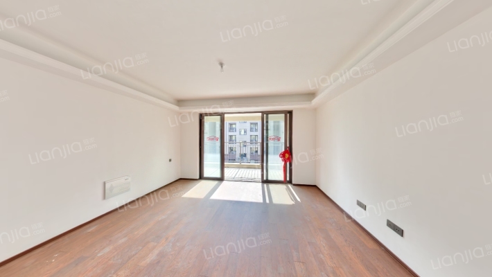 溪畔花园二手房实景图