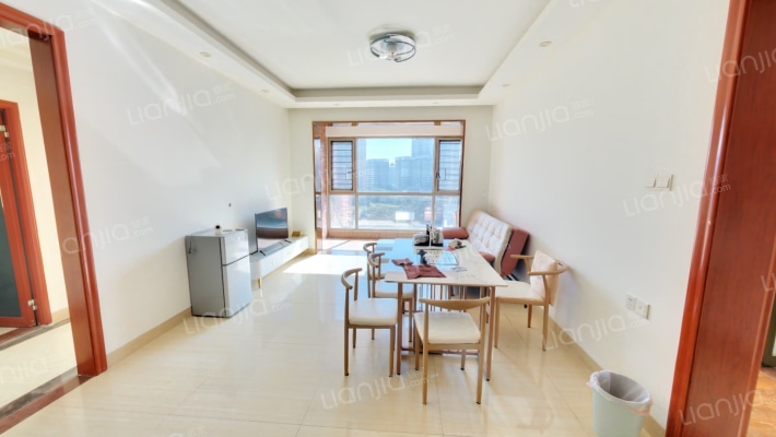 中颐海伦堡四期二手房实景图