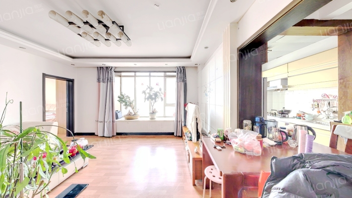 鲲鹏小区二手房实景图