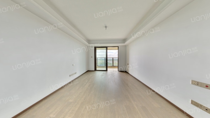 卓越悦珑庭二手房实景图