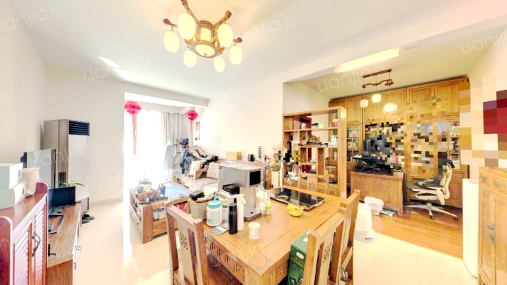 台光花园二手房实景图