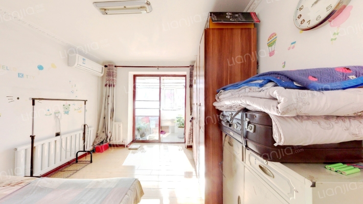 华山路95号二手房实景图