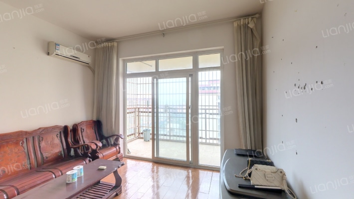 彭都国际二手房实景图