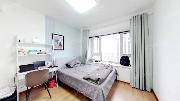 中骏雍景府二手房实景图