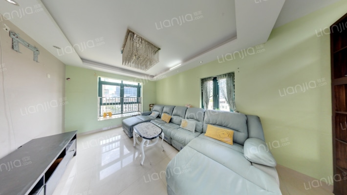 凤冠华庭二手房实景图