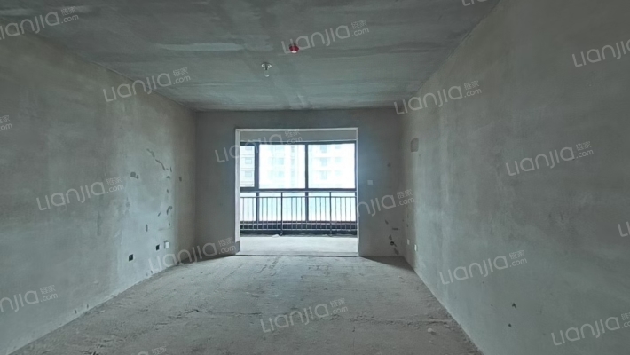 凤凰花园A03春华苑二手房实景图