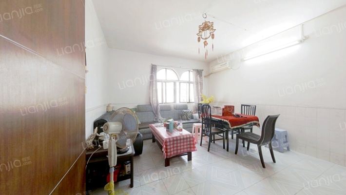 康乐花园(金湾区)二手房实景图