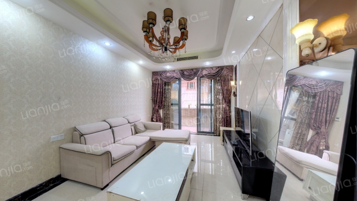 希尔顿广场二手房实景图