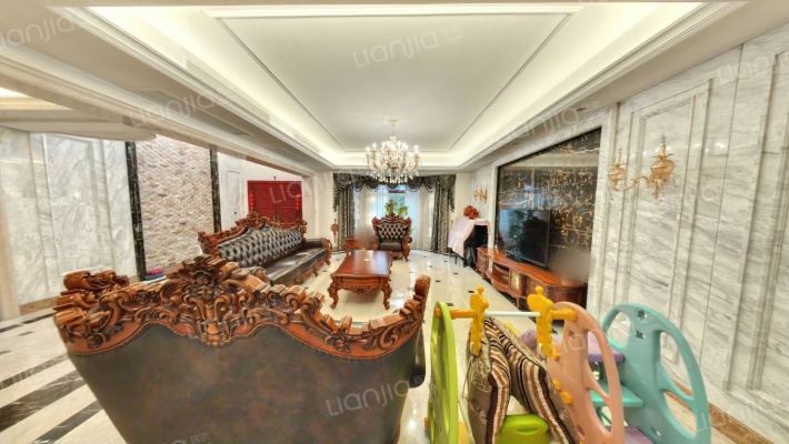 泰泓花园二手房实景图