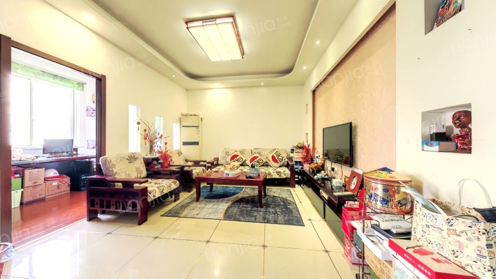 江兴路散盘二手房实景图