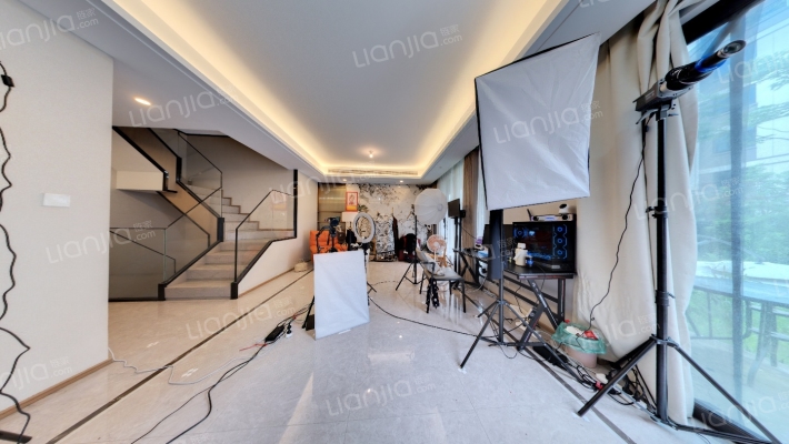 香悦和鸣府二手房实景图