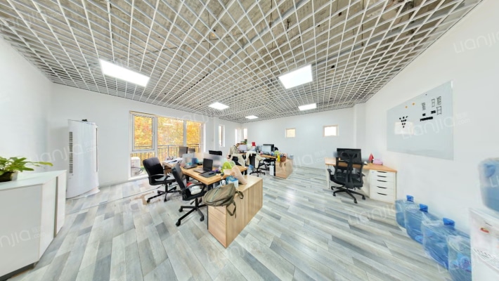 华堂高尔夫二手房实景图