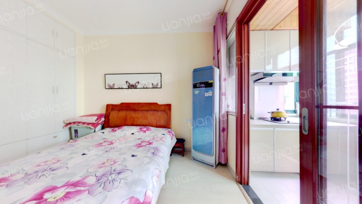 现代城市广场二手房实景图