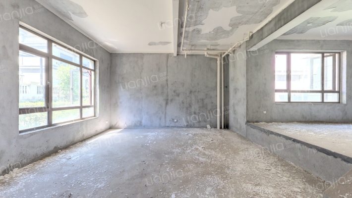 绿地翠谷二手房实景图