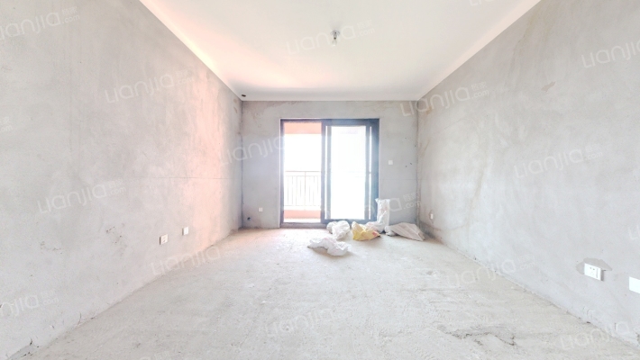 海阔佳苑二手房实景图